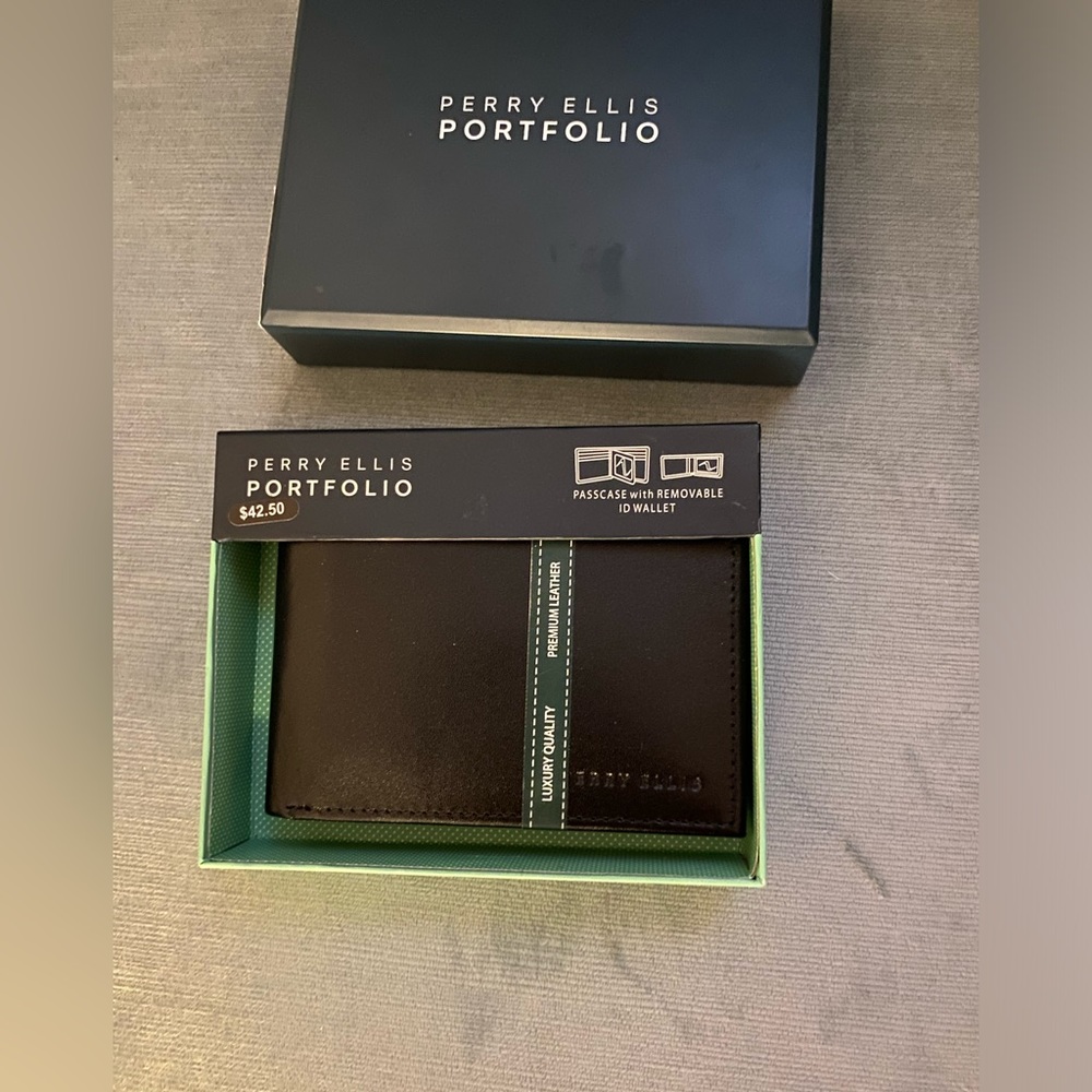 NWT in box Perry Ellis wallet luxury quality, premium leather, 3 flip passbook